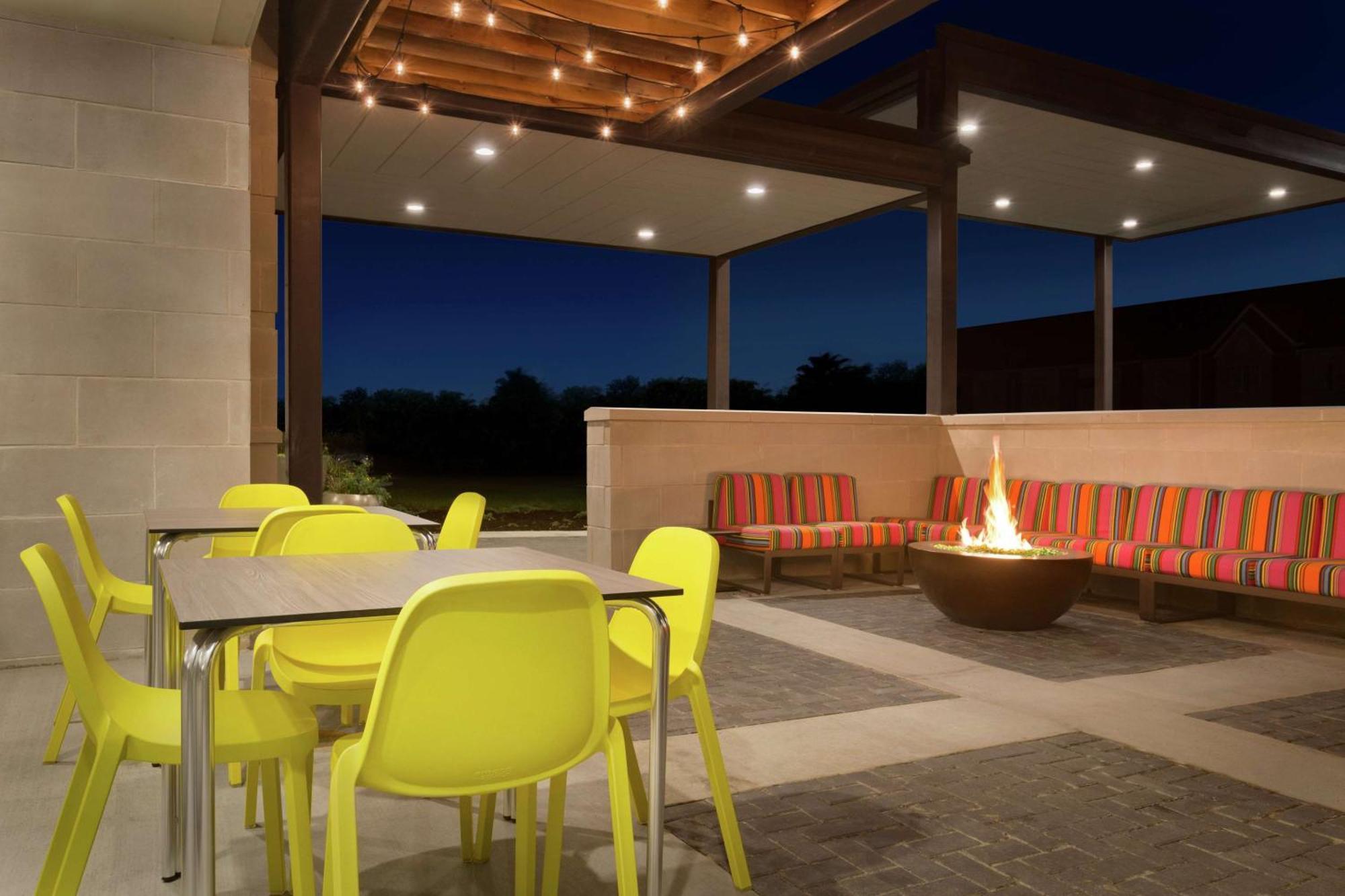 Home2 Suites By Hilton Florence Cincinnati Airport South Екстериор снимка